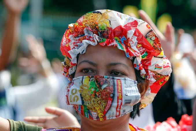 Daur ulang sampah membantu mengurangi pencemaran dan menjaga kesehatan lingkungan di kawasan permukiman. Gambar: detikcom